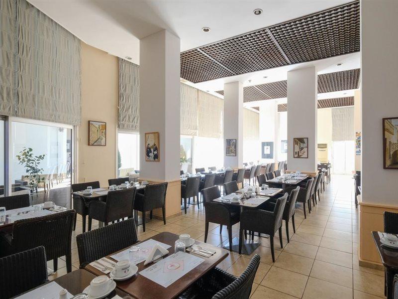 Flamingo Beach Hotel Larnaca Buitenkant foto