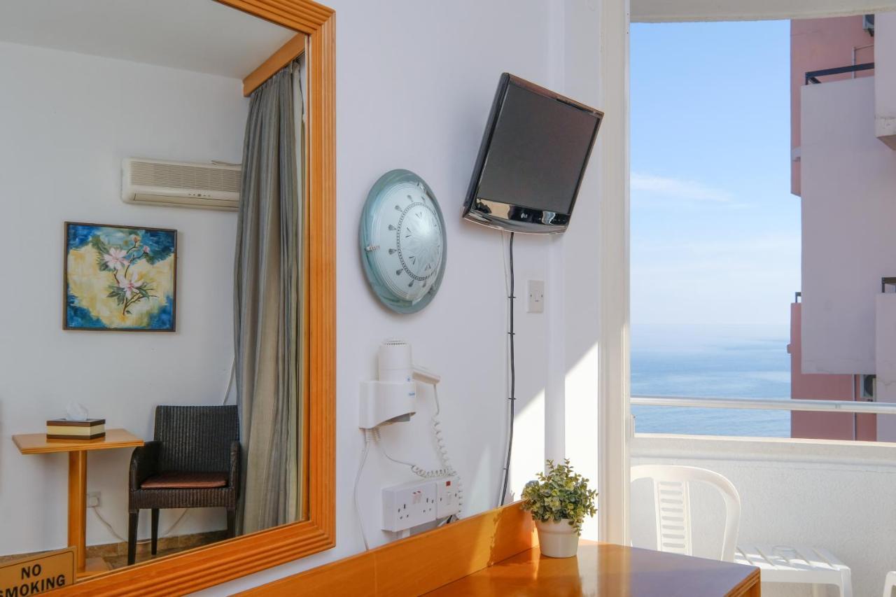 Flamingo Beach Hotel Larnaca Buitenkant foto