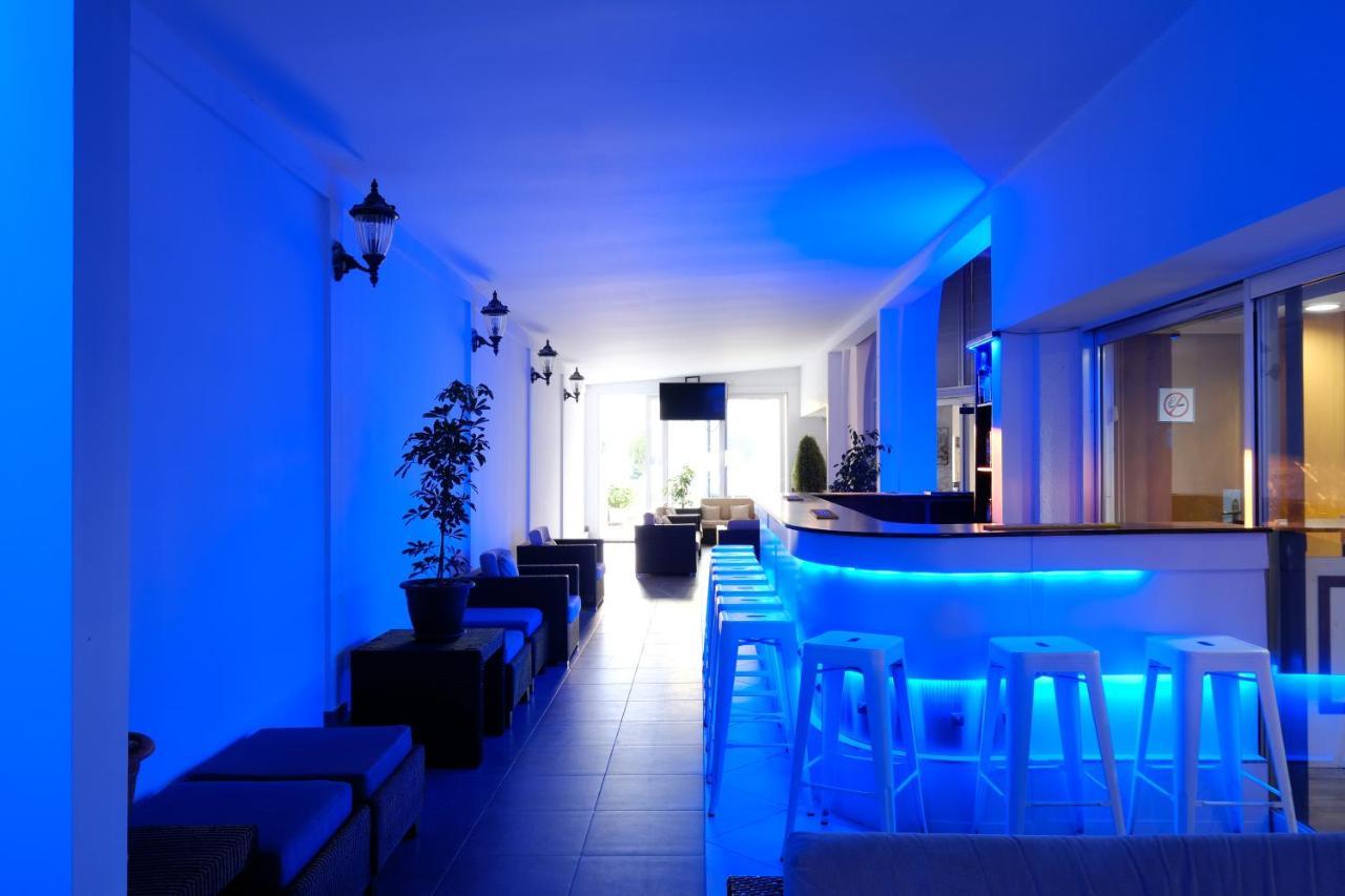 Flamingo Beach Hotel Larnaca Buitenkant foto
